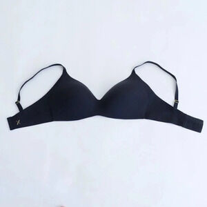 Knix Contour Black T-Shirt  Bra Spaghetti Straps 72% Nylon Size 7